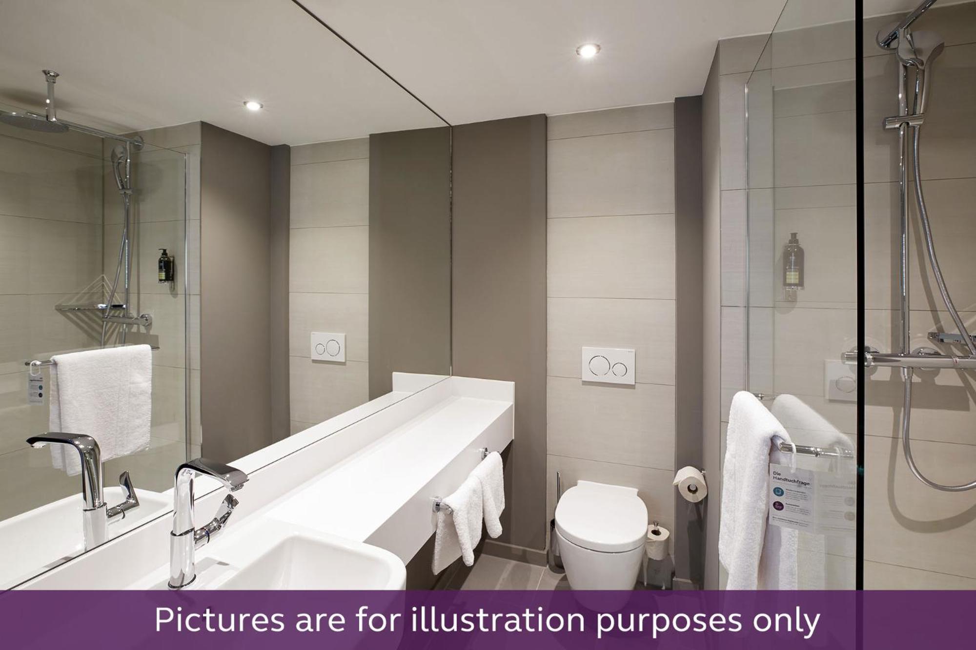 Premier Inn Duesseldorf City Centre Extérieur photo