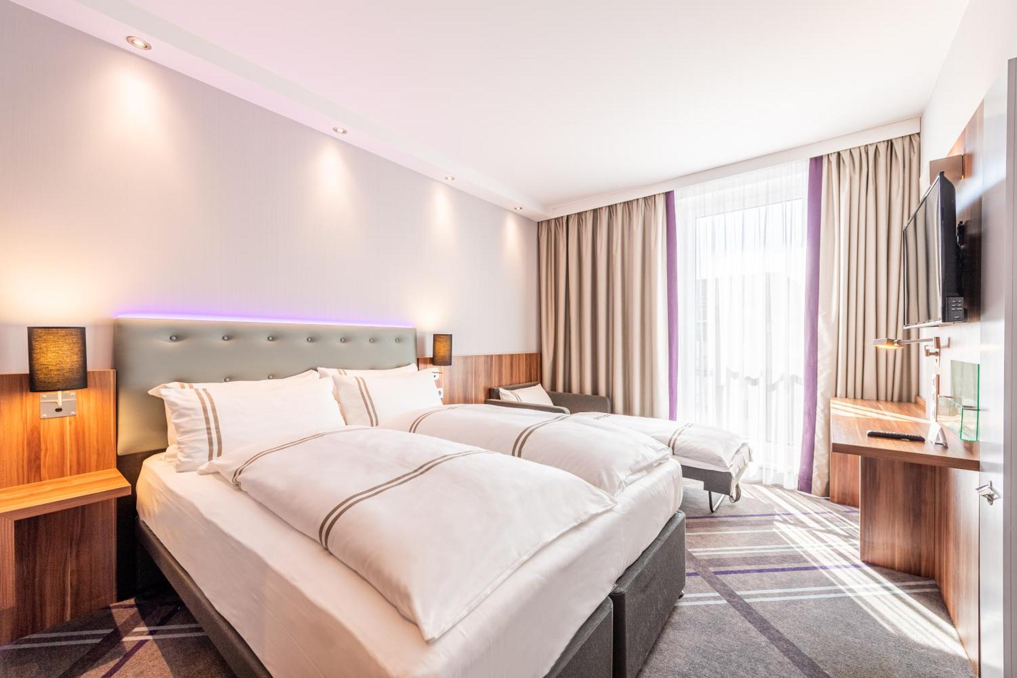 Premier Inn Duesseldorf City Centre Extérieur photo