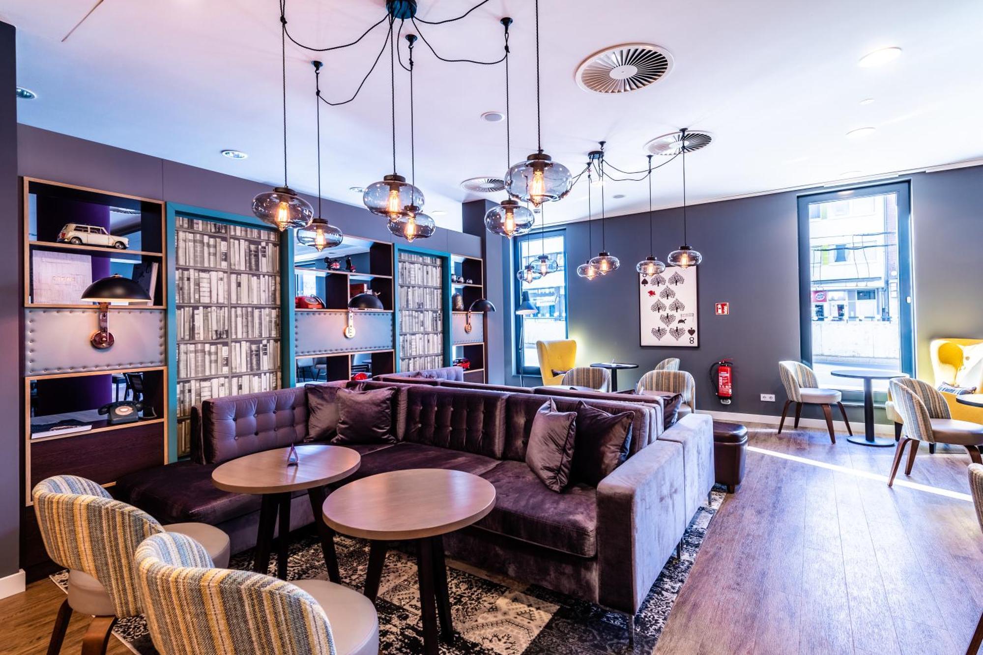 Premier Inn Duesseldorf City Centre Extérieur photo